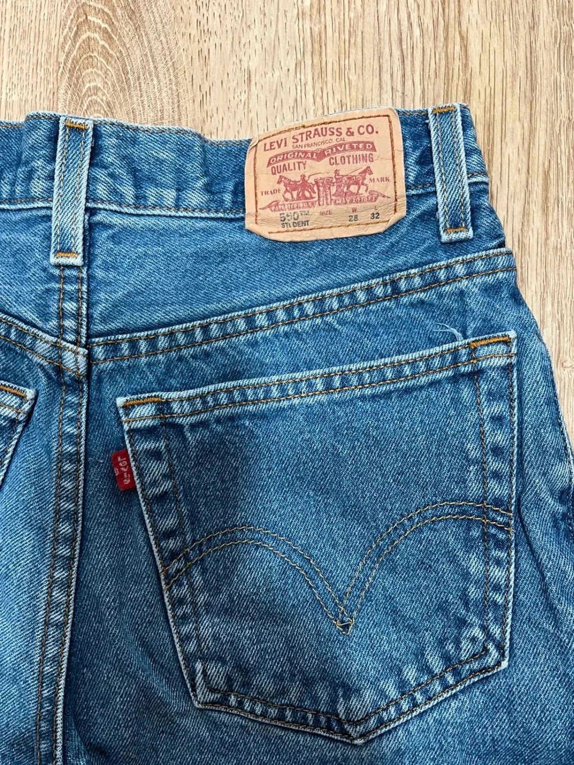 Jean Levi's 550 Relaxed Fit Unisexe W28 L32 Vintage 100% Coton Bleu délavé – photo 9